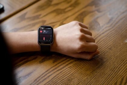 Montre connectée santé 2026 avec ECG et glycémie : notre tes