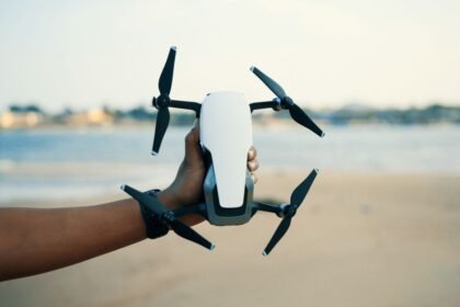 Meilleur drone avec caméra 2026 : guide d'achat et comparatif