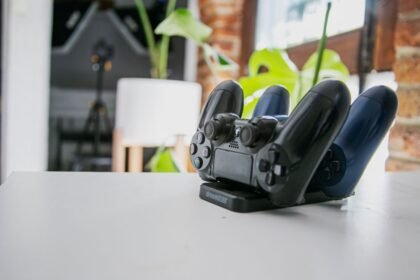 Meilleure station de charge manette PS5 2026 : notre sélection