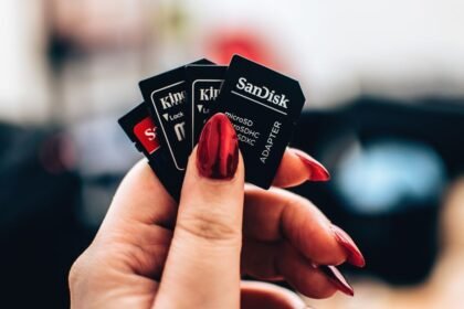 Meilleure carte microSD 2026 : guide d'achat et comparatif