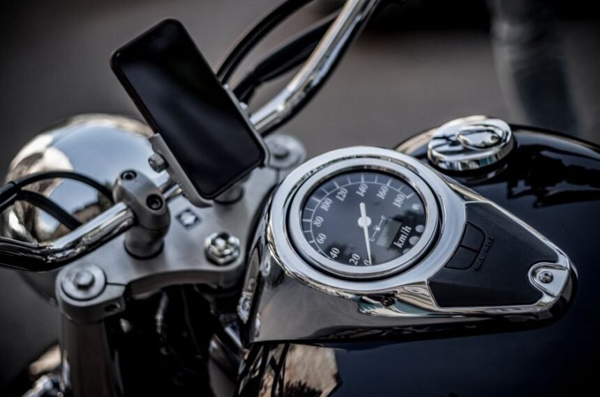 Meilleur support téléphone moto 2026 : guide d'achat guidon