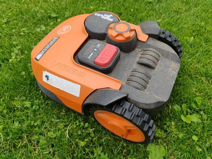 Meilleur robot tondeuse connecté 2026 : guide d'achat jardin