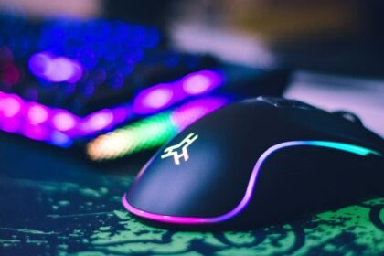 Comment réduire la latence sur Fortnite : la souris gaming ultra-réactive