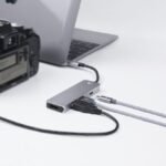 Comment brancher le téléphone sur la télé : l'adaptateur HDMI