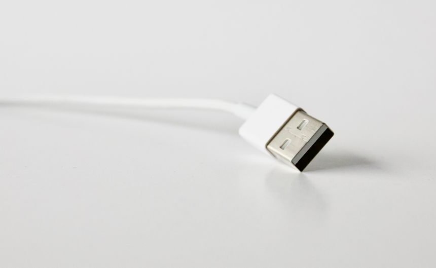 PC portable qui ne charge plus : causes et solutions qui marchent