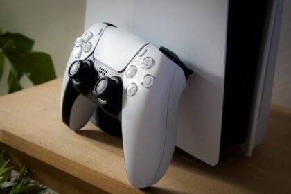 PS5 qui chauffe : causes et solutions contre la surchauffe