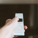 Télécommande qui ne marche plus : diagnostic et solution universelle